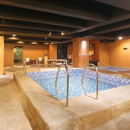 Reddoorz Premium At Jjimjbang Hotel Spa Manila Exteriér fotografie