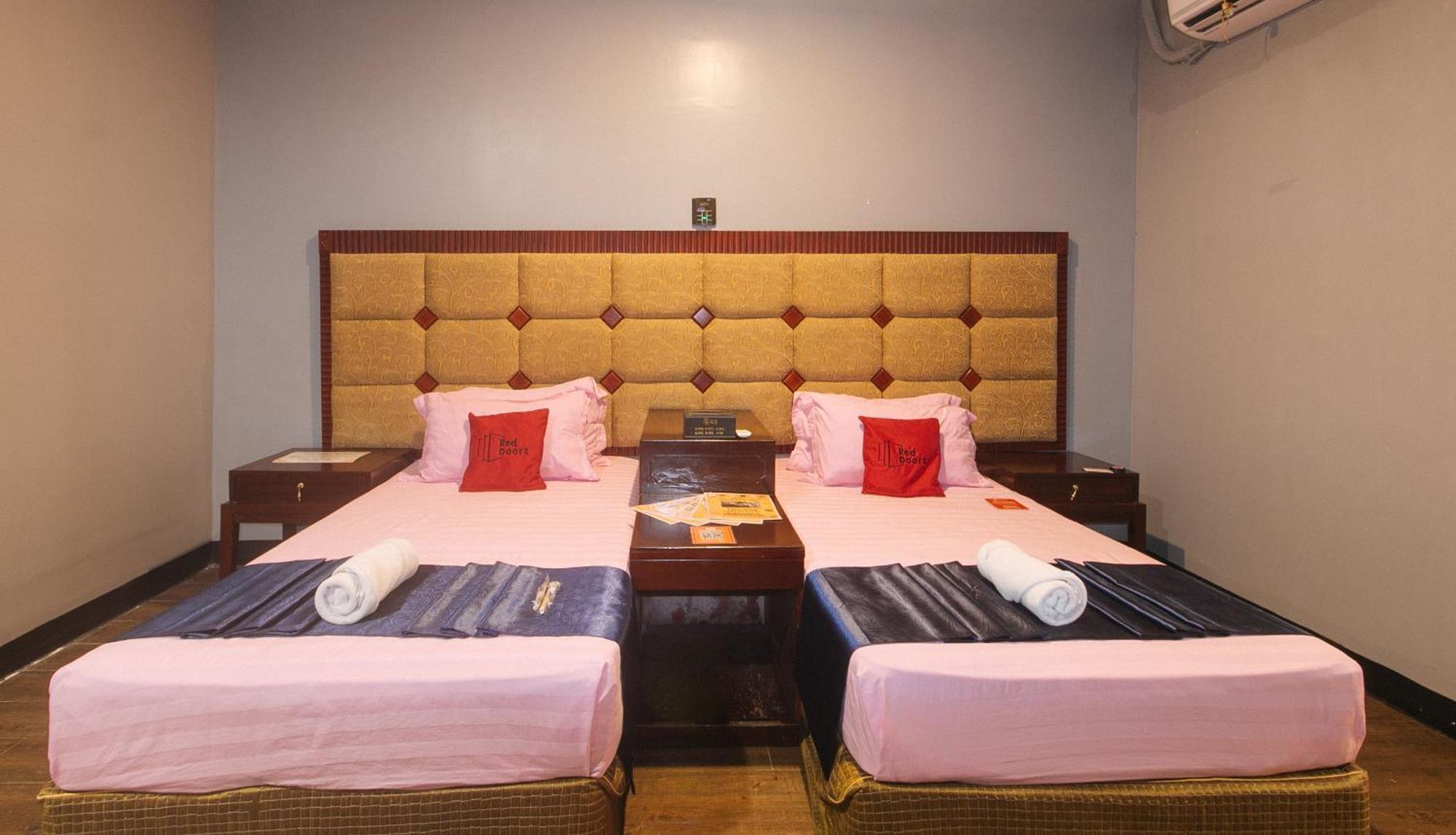 Reddoorz Premium At Jjimjbang Hotel Spa Manila Exteriér fotografie
